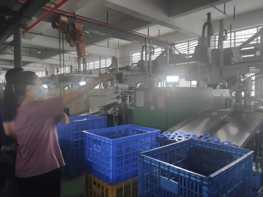 协助各企业通过验收及召开启动会议2